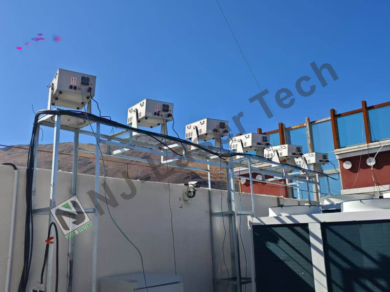 出力電圧 DC12V 1A ステージレーザーライト AC100-240V 50/60Hz 入力電圧 -40°C-60°C